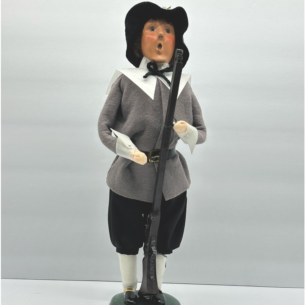 Byers’ Choice Pilgrim Figure